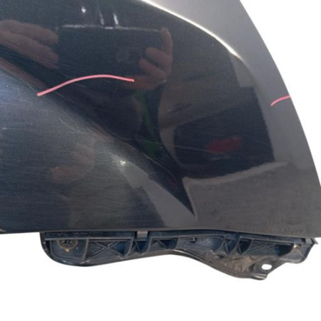 Aile avant droit TOYOTA COROLLA VERSO 2