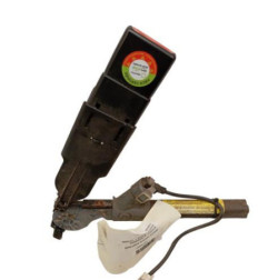 Attache ceinture avant droit RENAULT KANGOO 1