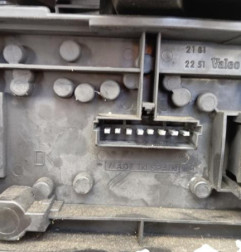 Feu arriere principal droit (feux) RENAULT CLIO 1 Photo n°3