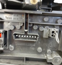 Feu arriere principal gauche (feux) RENAULT CLIO 1 Photo n°4