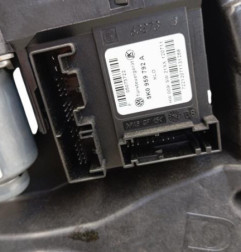 Leve vitre electrique avant droit VOLKSWAGEN GOLF 6