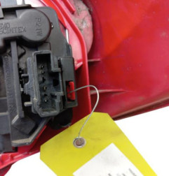 Feu arriere principal gauche (feux) PEUGEOT 206 Photo n°3