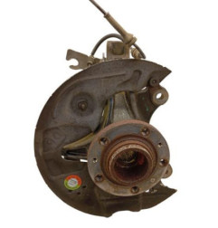 Moyeu avant droit PEUGEOT 308 2 Photo n°1