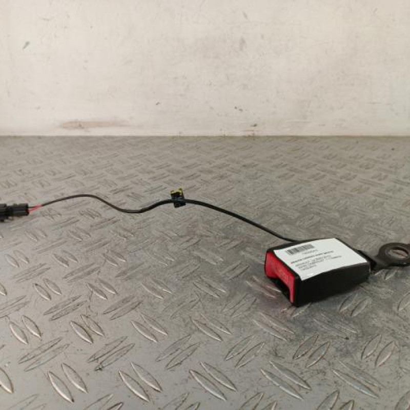 Attache ceinture avant gauche RENAULT WIND