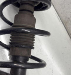 Amortisseur avant gauche RENAULT CLIO 3 Photo n°3