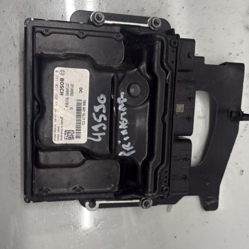 Calculateur moteur NISSAN PRIMASTAR 2