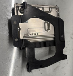 Calculateur moteur NISSAN PRIMASTAR 2