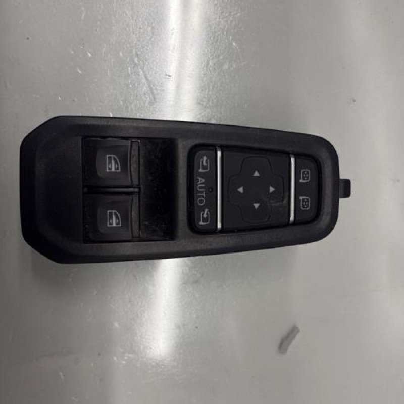 Interrupteur de leve vitre avant gauche NISSAN PRIMASTAR 2