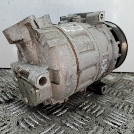 Compresseur clim RENAULT TRAFIC 3 COURT