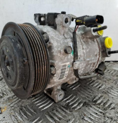 Compresseur clim HYUNDAI TUCSON 2 Photo n°1