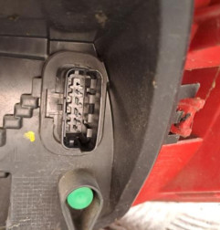 Feu arriere principal gauche (feux) RENAULT CLIO 3 Photo n°4