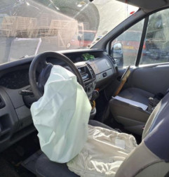 Demarreur RENAULT TRAFIC 2 Photo n°9