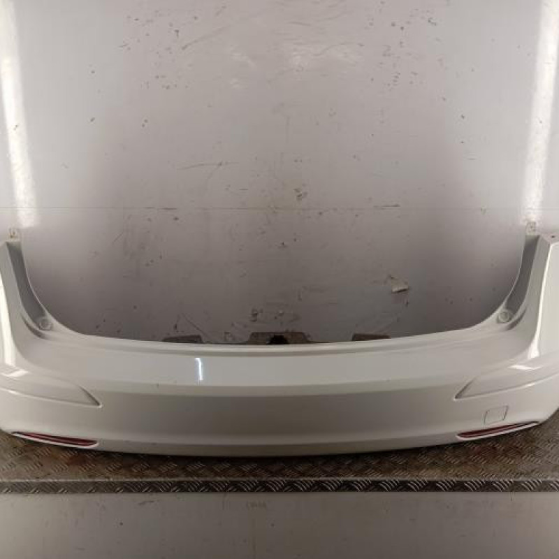 Pare choc arriere HYUNDAI I 30 1