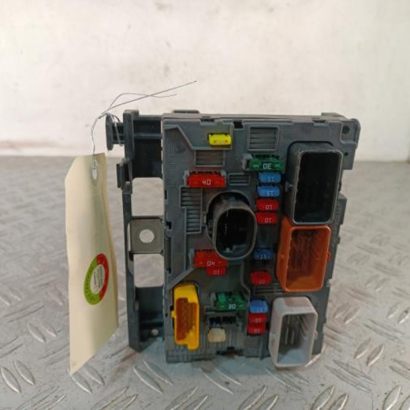 Boitier servitude moteur (BSM) PEUGEOT 207