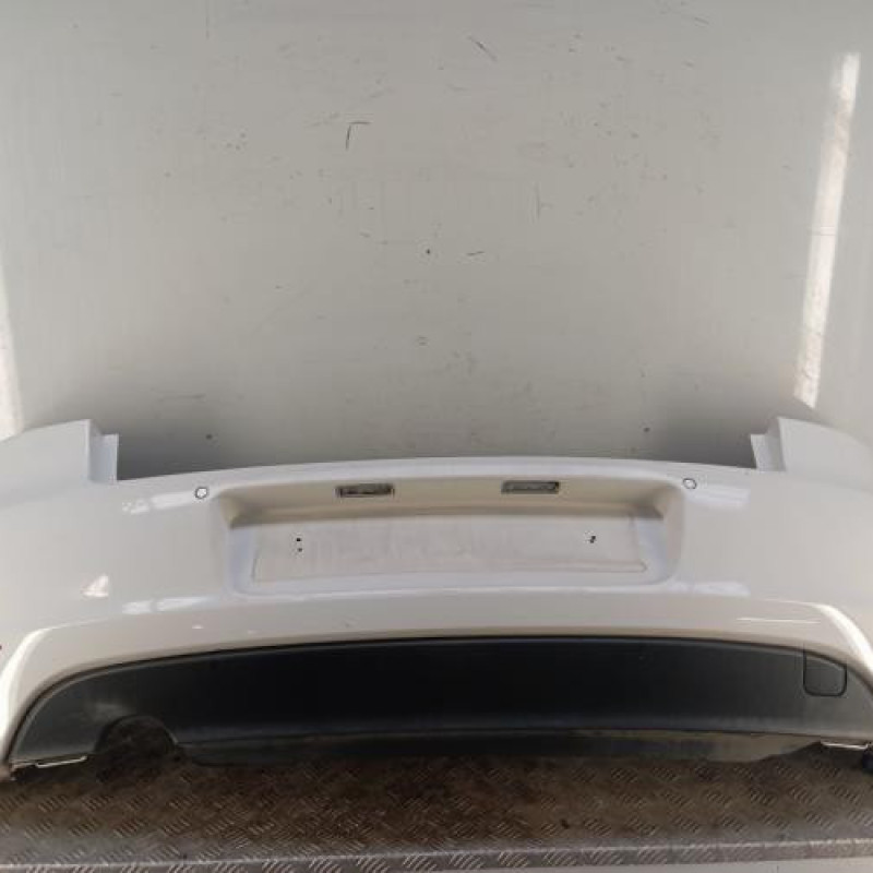 Pare choc arriere VOLKSWAGEN GOLF 6