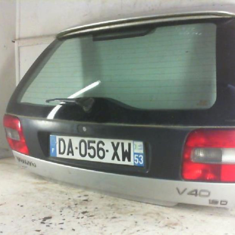 Malle/Hayon arriere VOLVO V40