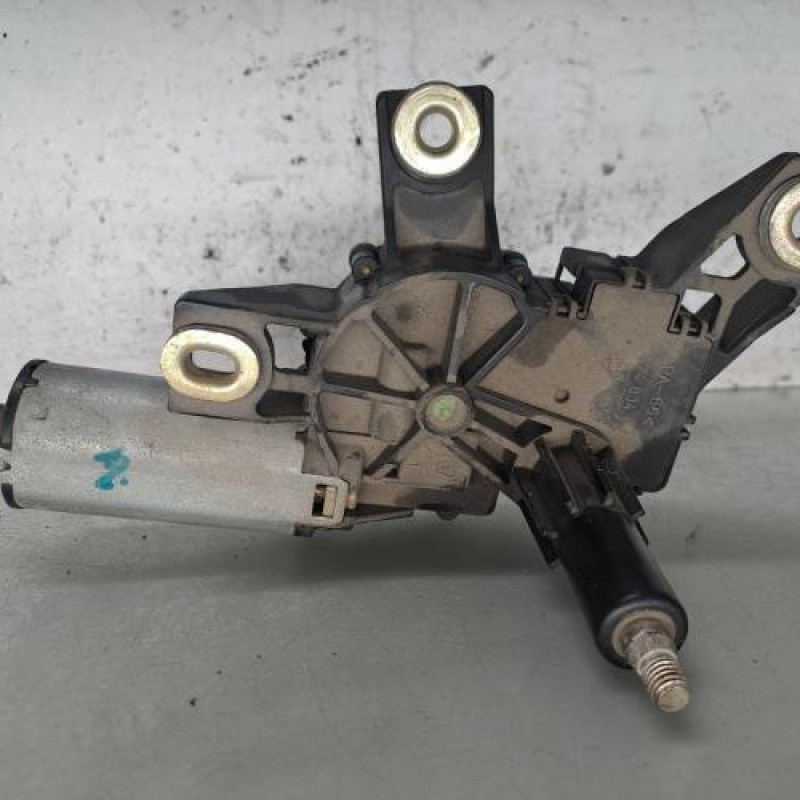 Moteur essuie glace arriere MERCEDES CLASSE A 168