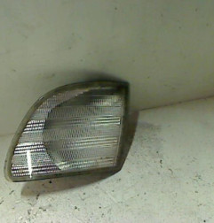 Optique avant secondaire gauche (feux)(clignotant) MERCEDES VITO 638