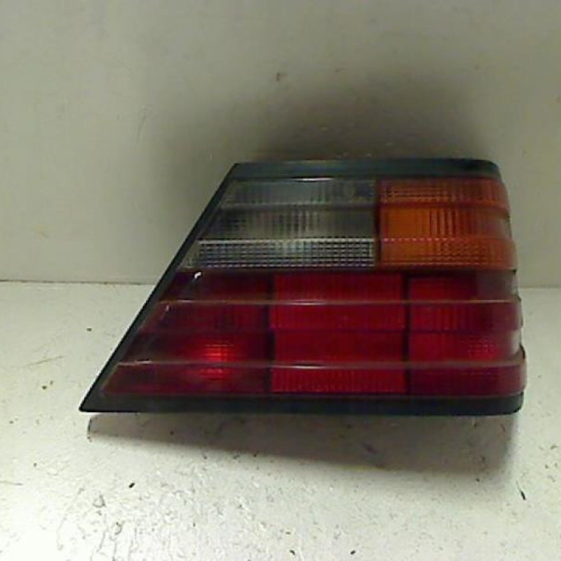 Feu arriere principal droit (feux) MERCEDES 300