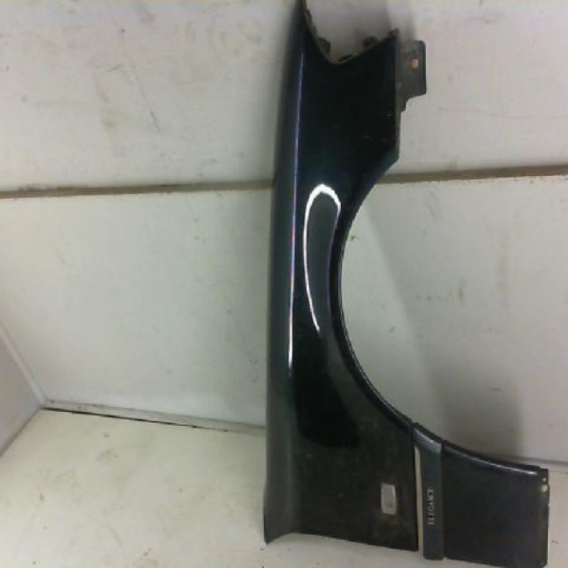 Aile avant droit MERCEDES CLASSE C 202