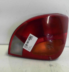 Feu arriere principal droit (feux) FORD FIESTA 4 Photo n°4