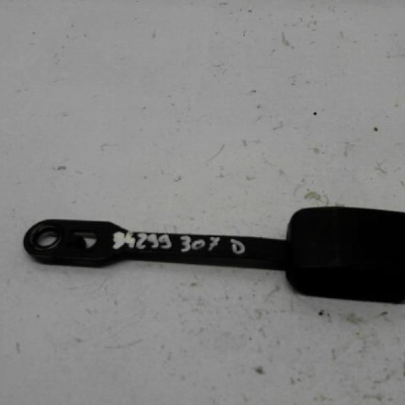 Attache ceinture avant droit PEUGEOT 307