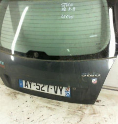 Malle/Hayon arriere FIAT STILO Photo n°1