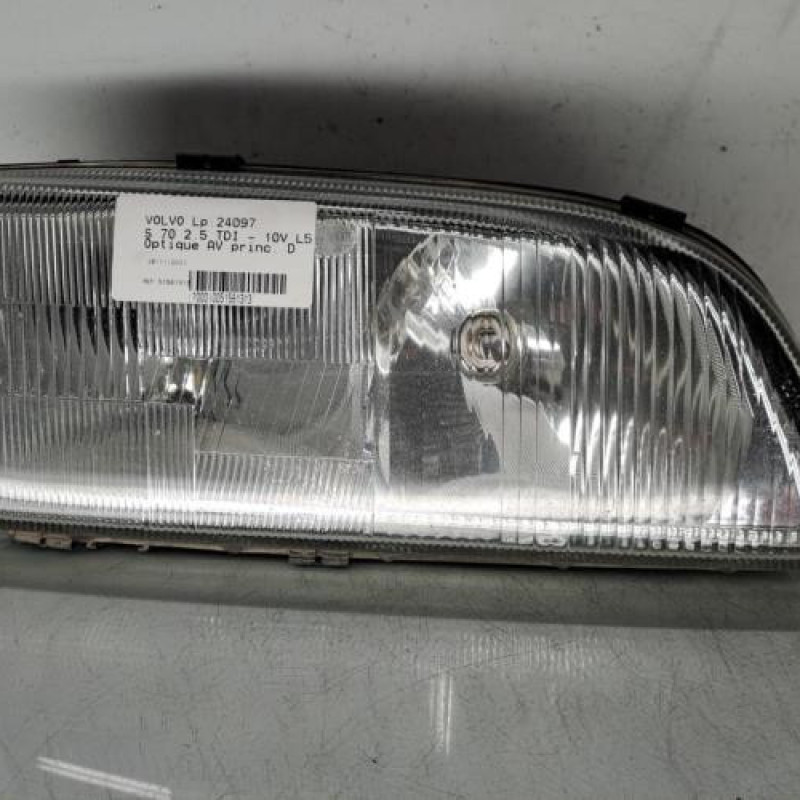 Optique avant principal droit (feux)(phare) VOLVO S 70