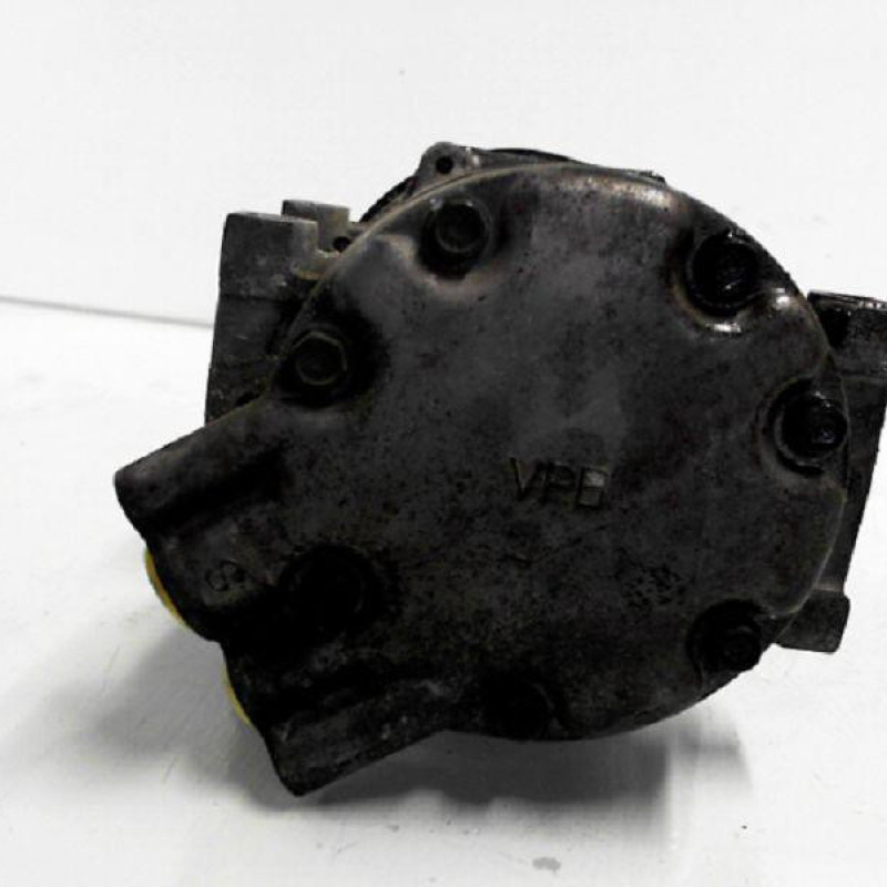 Compresseur clim RENAULT CLIO 1