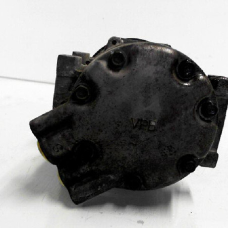 Compresseur clim RENAULT CLIO 1 Photo n°1