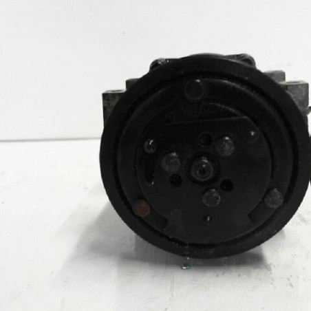 Compresseur clim RENAULT CLIO 1