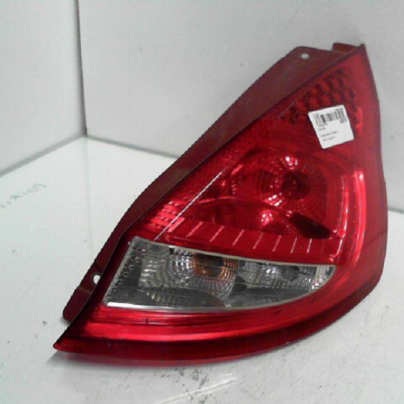 Feu arriere principal droit (feux) FORD FIESTA 6
