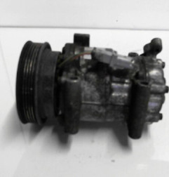Compresseur clim NISSAN MICRA 3 Photo n°4