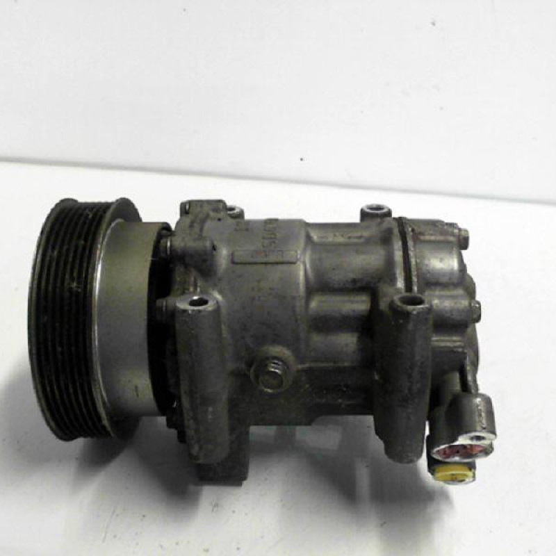 Compresseur clim RENAULT TWINGO 2