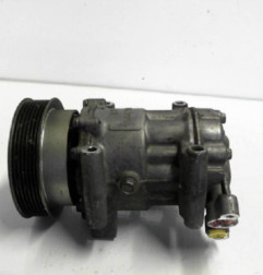 Compresseur clim RENAULT TWINGO 2 Photo n°4