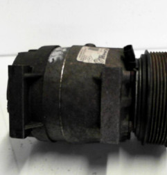 Compresseur clim RENAULT LAGUNA 2 Photo n°4