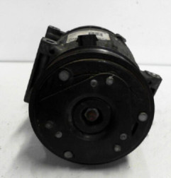 Compresseur clim RENAULT LAGUNA 2 Photo n°5