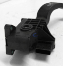 Pedale d'accelerateur OPEL CORSA D Photo n°5