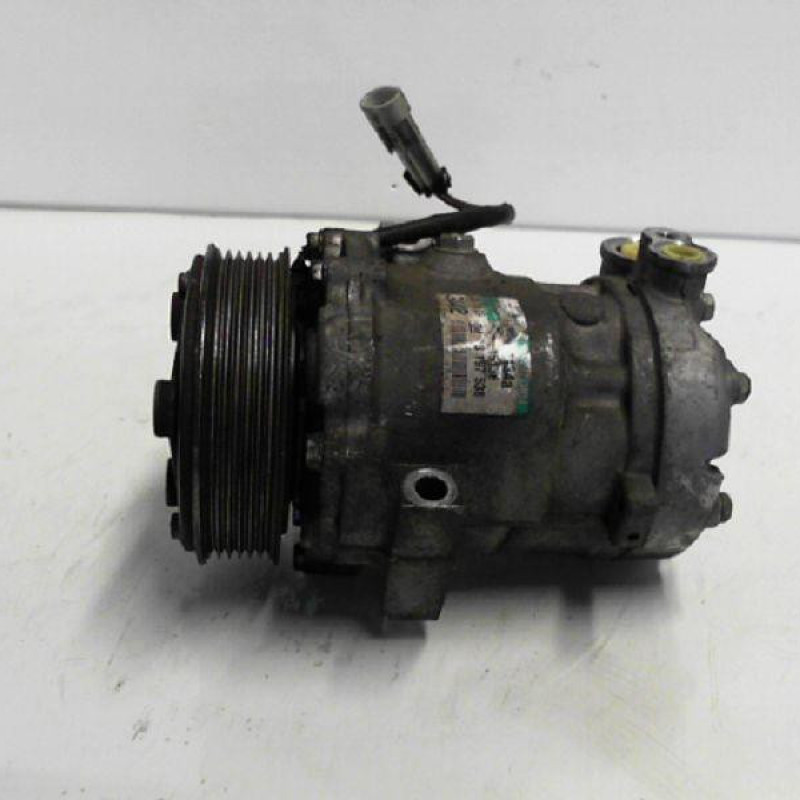 Compresseur clim OPEL MERIVA A
