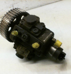 Pompe haute pression OPEL ZAFIRA B Photo n°1