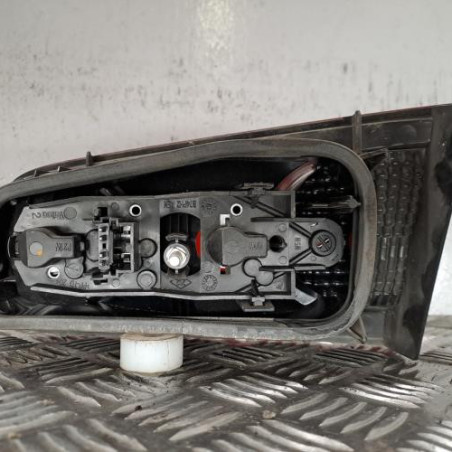 Feu arriere secondaire gauche (feux) RENAULT LAGUNA 2