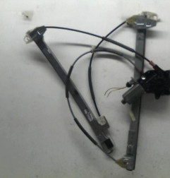 Leve vitre electrique avant gauche CITROEN XSARA Photo n°1