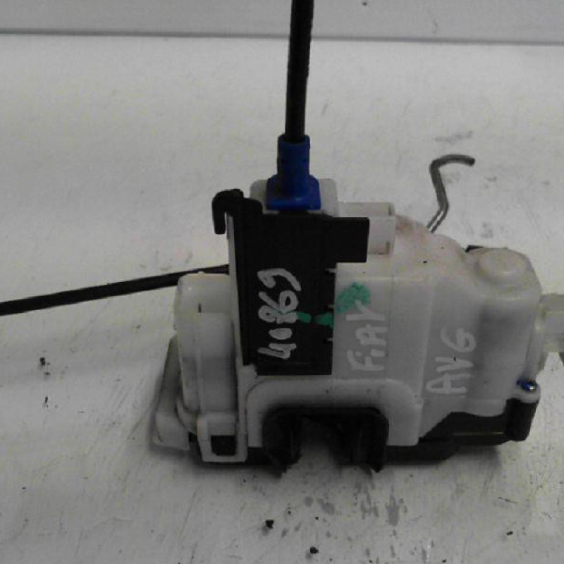 Serrure avant gauche FIAT QUBO