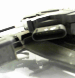 Serrure avant droit FORD FIESTA 6 Photo n°3