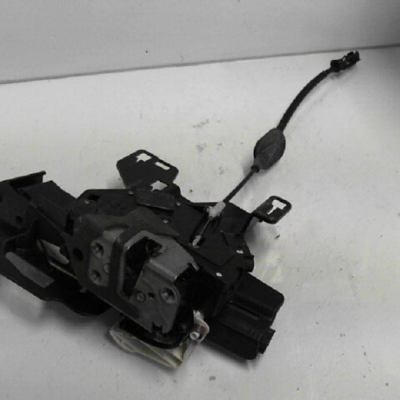 Serrure avant gauche FORD FIESTA 6