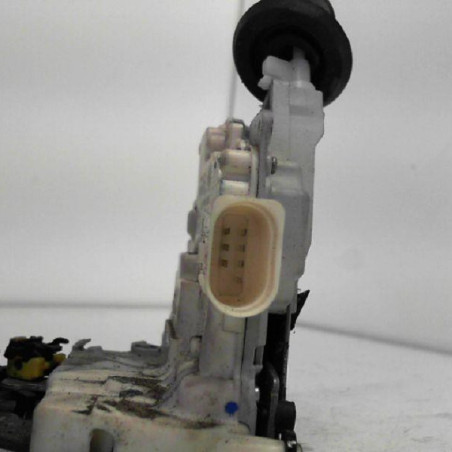 Serrure arriere droit AUDI A4 2