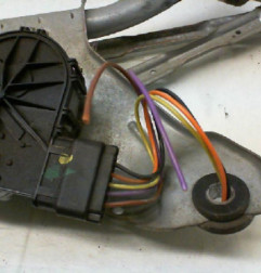 Moteur essuie glace avant DACIA SANDERO 1