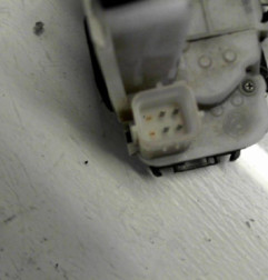 Serrure avant droit FIAT 500 2 Photo n°6