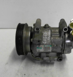 Compresseur clim RENAULT GRAND MODUS Photo n°4