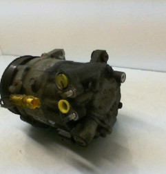 Compresseur clim PEUGEOT 407 Photo n°3